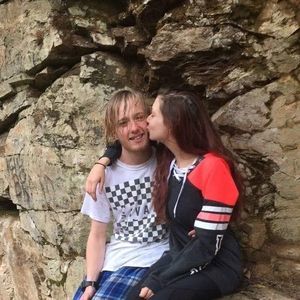 Meet your Posher, Astoria